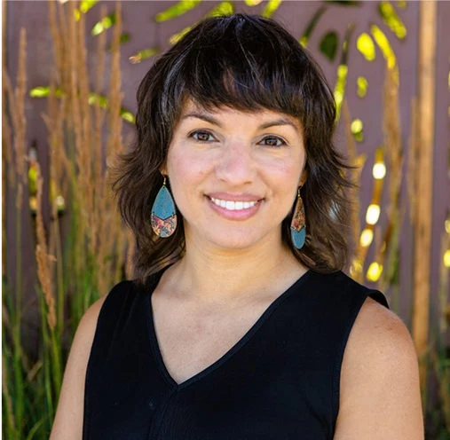 picture of a woman smiling